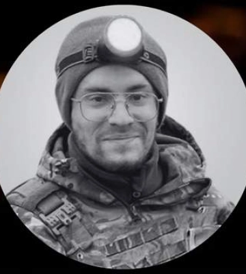 На фронте погиб 27-летний оператор БПЛА и работник издательства из Тернополя Юрий Ясинский