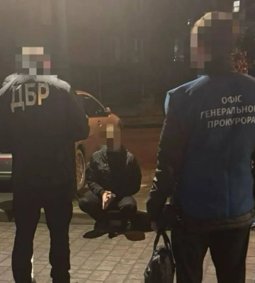 Во Львовской области задержали прокурора за вымогательство взятки в размере 5 тысяч долларов