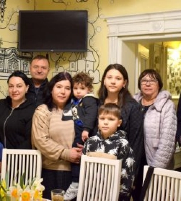 У перші дні адаптації евакуйовані родини з Донеччини та Дніпропетровщини відчули підтримку