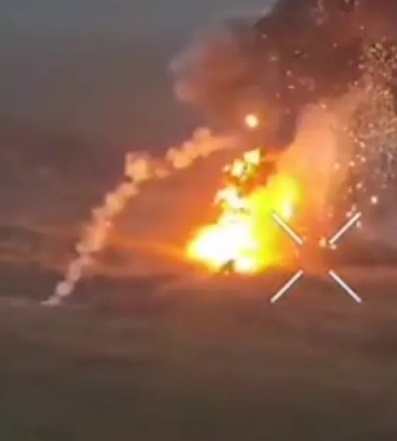 &quot;Феникс&quot; зажигает: пограничники показали, как уничтожили танк. ВИДЕО