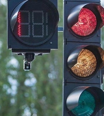 У Рівному на одному з перехресть ремонтуватимуть світлофор