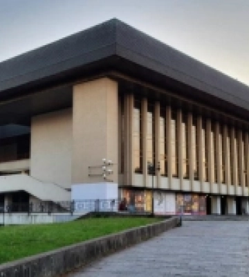 В Ужгороді вп'яте відбудеться фестиваль камерного театрального мистецтва «Під цвітом сакури»