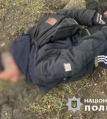 У Києві суд відправив за ґрати зухвалого вуличного кривдника старенької жінки
