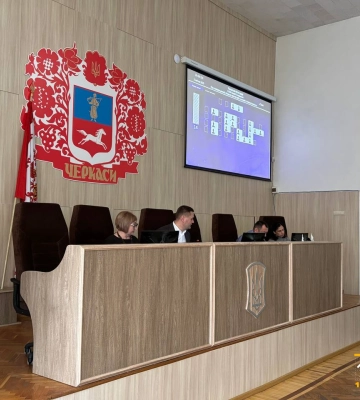 Черкаські депутати погодились спрямувати 5 мільйонів на демонтаж незаконних споруд в місті