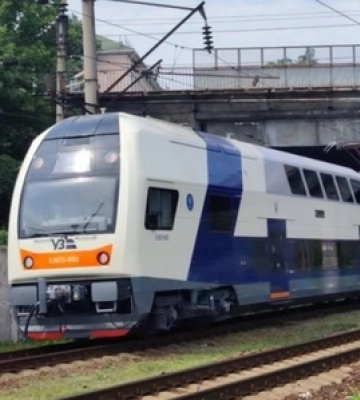 Швидкісний поїзд Інтерсіті між Луцьком і Києвом курсуватиме за новим графіком Швидкісний поїзд Інтерсіті між Луцьком і Києвом курсуватиме за новим графіком