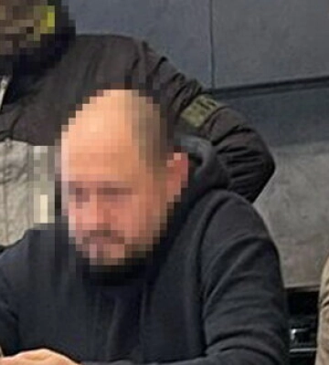 Обіцяв надати ліцензії на продаж пального: на Сумщині затримано керівника податкової служби на хабарі, - СБУ. ФОТОрепортаж