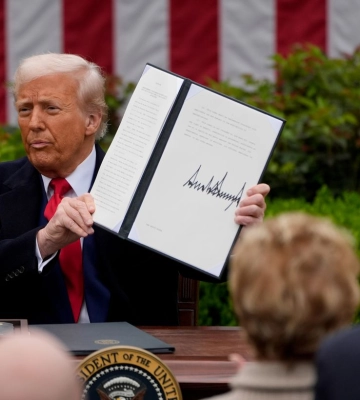 Тарифы Трампа больно ударят и по Штатам, - экономист Тарифы Трампа больно ударят и по Штатам, - экономист