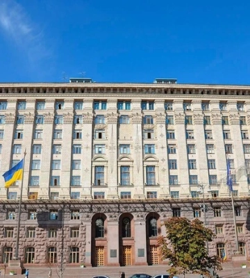 КМДА звільнила посадовців, які фігурують у земельних корупційних скандалах