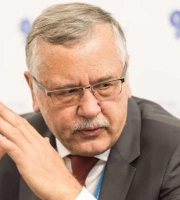 Экс-министр обороны Украины Гриценко в 2013 году &quot;случайно не заметил&quot;, что Россия готовится к захвату Крыма, - СМИ