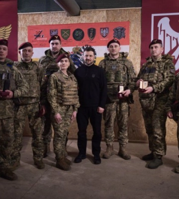 Володимир Зеленський відвідав на Сумщині морських піхотинців та бійців ДШВ