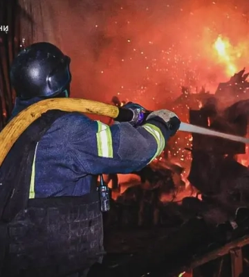 У Харкові зросла кількість загиблих і постраждалих внаслідок російського дронового удару, є фото і відео з місця смертоносного прильоту