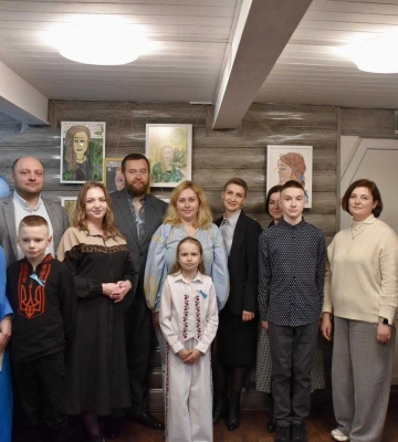 Юний художник із аутизмом представив свою виставку в Рівному