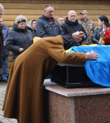 На Рівненщині попрощалися з двома військовими