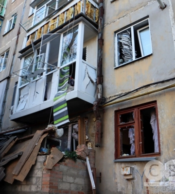 Майже 400 звернень про пошкодження: у Кропивницькому ліквідовують наслідки обстрілу