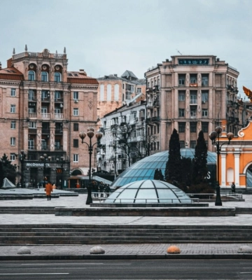 У Києві стартувала зустріч представників Франції, Великої Британії та України щодо розміщення військового контингенту