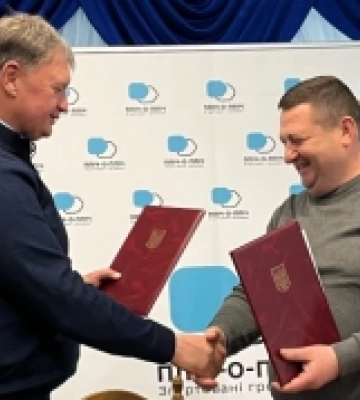 «Пліч-о-пліч: згуртовані громади»: Миколаївська та Волочиська громади підписали Меморандум про співпрацю