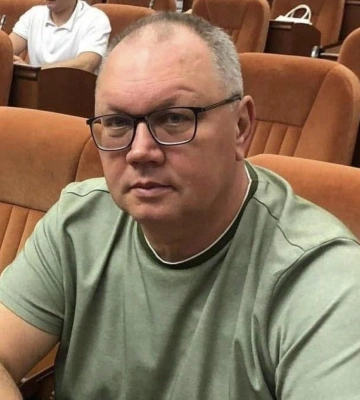Взрыв автомобиля в Днепре: в больнице скончался местный депутат