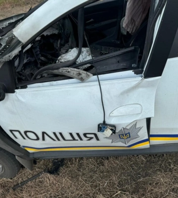 Наслідки ворожих обстрілів Херсонщини: четверо поранених, серед постраждалих - двоє поліцейських. ФОТО