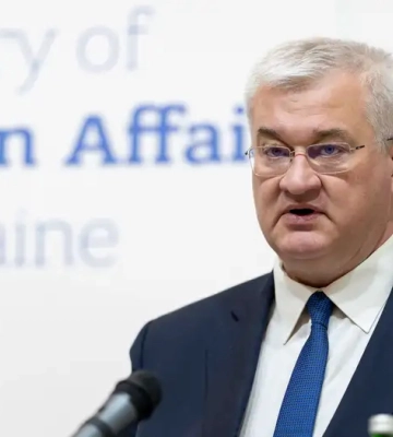 Київ залучив одну з найвідоміших юридичних компаній для обговорення угоди зі США про надра