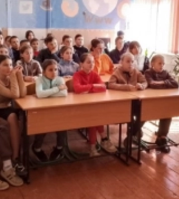 Гімназистам з Волині розповіли про мінну безпеку