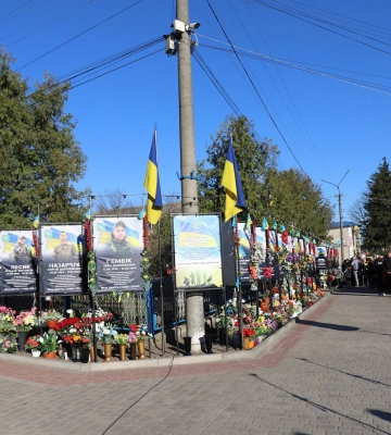 Герої не забуті: на Волині рідним Захисників вручили державні нагороди