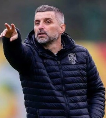 Сергей ШИЩЕНКО: «Забили мяч и играли по счету»