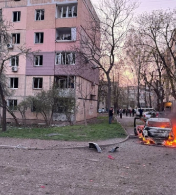 Кожна ракета, кожен ударний дрон доводять, що Росія хоче тільки війни, — Зеленський прокоментував обстріл Кривого Рогу, фото
