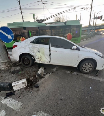 На проспекті Героїв Харкова сталася аварія: загинули двоє людей