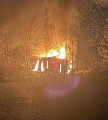 Після ракетного удару по Кривому Рогу ворог атакував місто ударними БпЛА, є загибла та поранені. ФОТО