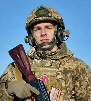 У Каневі попрощаються із 23-річним захисником, який загинув у бою
