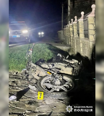 На Надвірнянщині мотоцикл злетів з дороги: постраждали двоє неповнолітніх