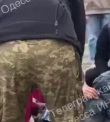 В Одеському обласному ТЦК пояснили, що чоловік, який начебто втратив свідомість під час роботи з оповіщення, симулював свій стан