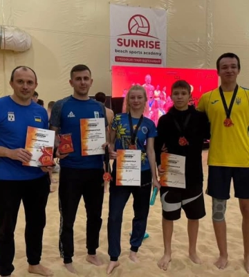 Борці з Сумщини відзначилися на чемпіонаті України з пляжної боротьби Борці з Сумщини відзначилися на чемпіонаті України з пляжної боротьби