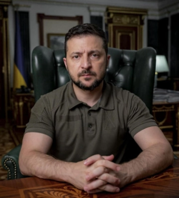 Володимир Зеленський розкритикував реакцію Посольства США на удар балістичною ракетою по Кривому Рогу