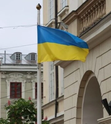На адмінбудівлях Львова приспустять прапори за загиблими у Кривому Розі від російського нападу