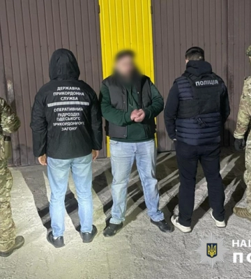 На Одещині затримали трьох організаторів незаконного трансферу чоловіків