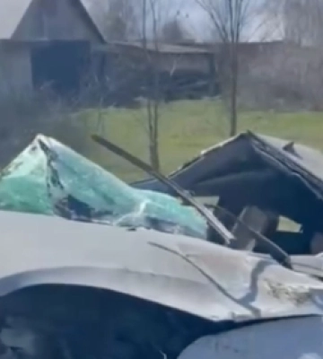 Від авто лишилися лише уламки: на Волині – страшна аварія (відео)
