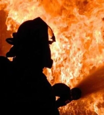 У Миколаєві після обстрілу РФ виникли пожежі