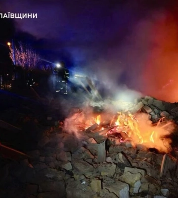 Рятувальники показали фото з наслідками атаки БпЛА на Миколаїв
