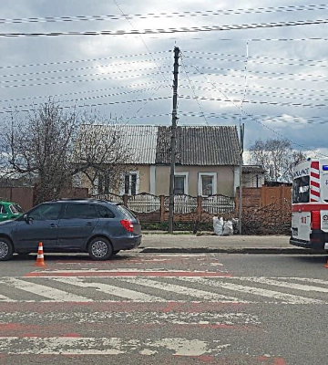 У Сумах водійка збила жінку на переході