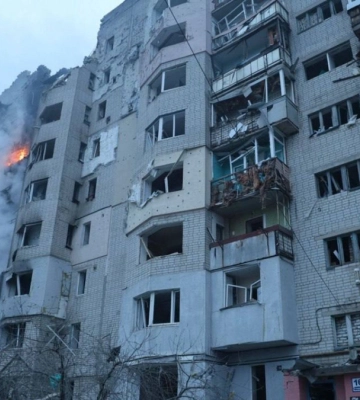 В Купянске вражеский КАБ попал в многоэтажку: есть раненые