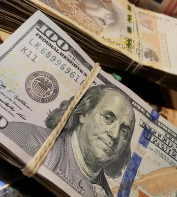 Курс валют в Україні 6 квітня 2025 року: скільки коштує долар та євро