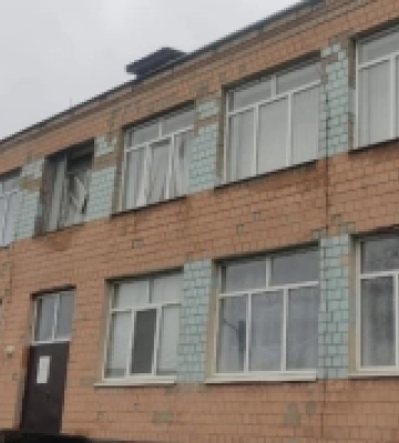 У громаді на Кіровоградщині від уламків ворожої ракети постраждали понад півсотні будівель та школа. ФОТО