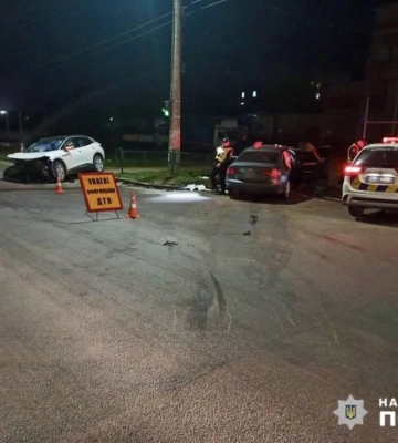 На Житомирщині внаслідок ДТП постраждали шестеро людей, троє з яких - діти (ФОТО)