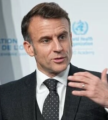 Макрон отреагировал на атаки РФ на Украину: Россия продолжает войну с новой интенсивностью