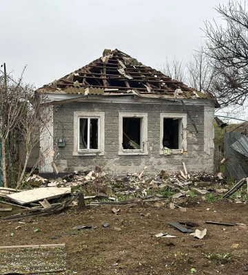 Внаслідок атаки дронів в Миколаєві знищено три будинки: ліквідація наслідків триває