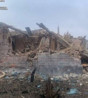 Рашисти вдарили по приватному сектору Токарівки Другої на Харківщині: загинув чоловік. ФОТОрепортаж