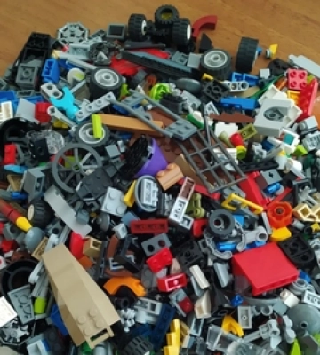 Передбачити наслідки митної війни – як підкинути деталі Lego і чекати, що вони складуться в модель із коробки