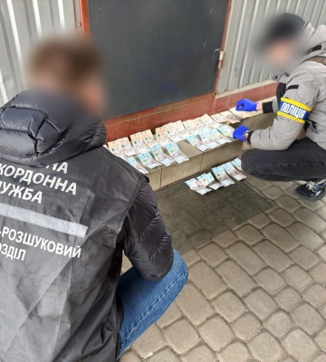 На Волині затримали організатора незаконного виїзду ухилянта до Білорусі за 4000 доларів