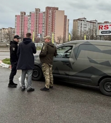 росія зняла фейк про «звірства ЗСУ» з прихованим обличчям: що видало брехню